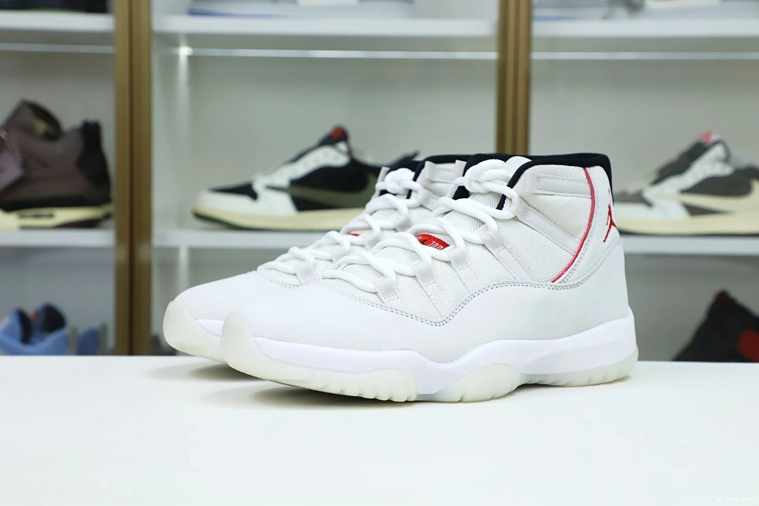 1st Kicks JORDAN AIR TINT 2014 PLATINUM Kimikick 11 XI RETRO AllSeason 1117